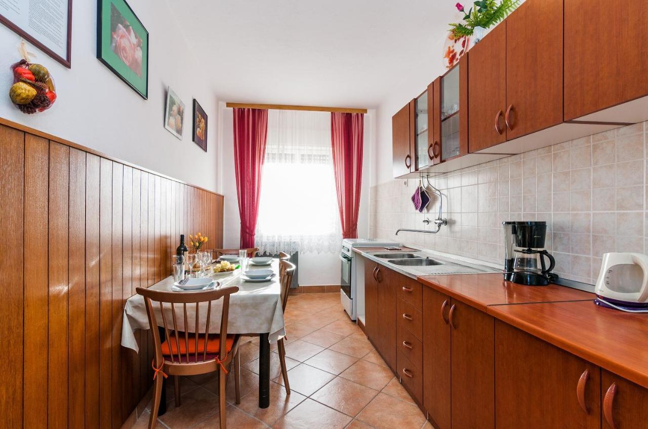 Apartments For Families With Children Privlaka, Zadar - 5747 Zewnętrze zdjęcie