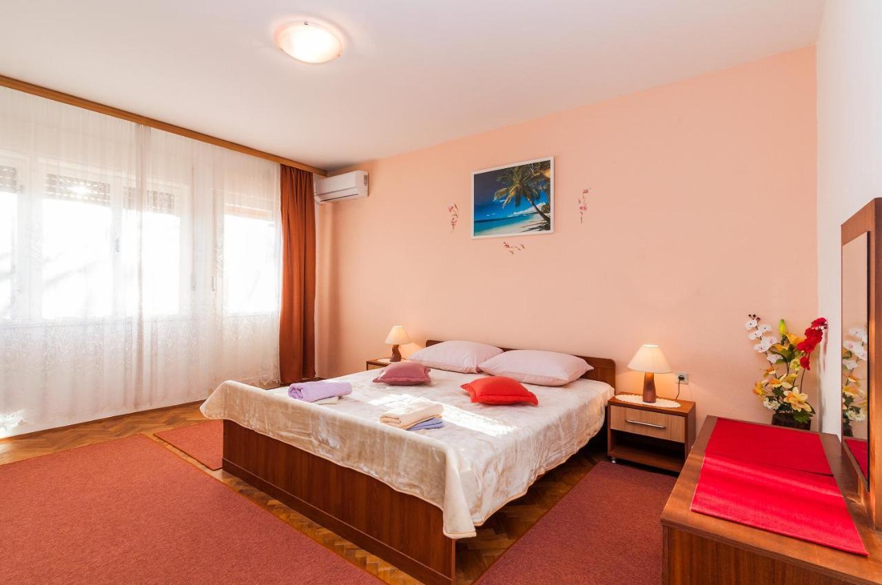 Apartments For Families With Children Privlaka, Zadar - 5747 Zewnętrze zdjęcie